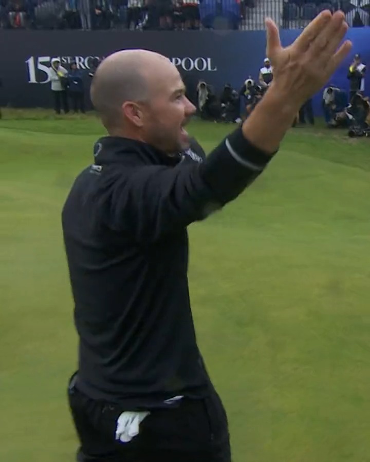The moment @HarmanBrian became Champion Golfer of the Year ❤️ Six years since his last win and he's now a major champion The Open.