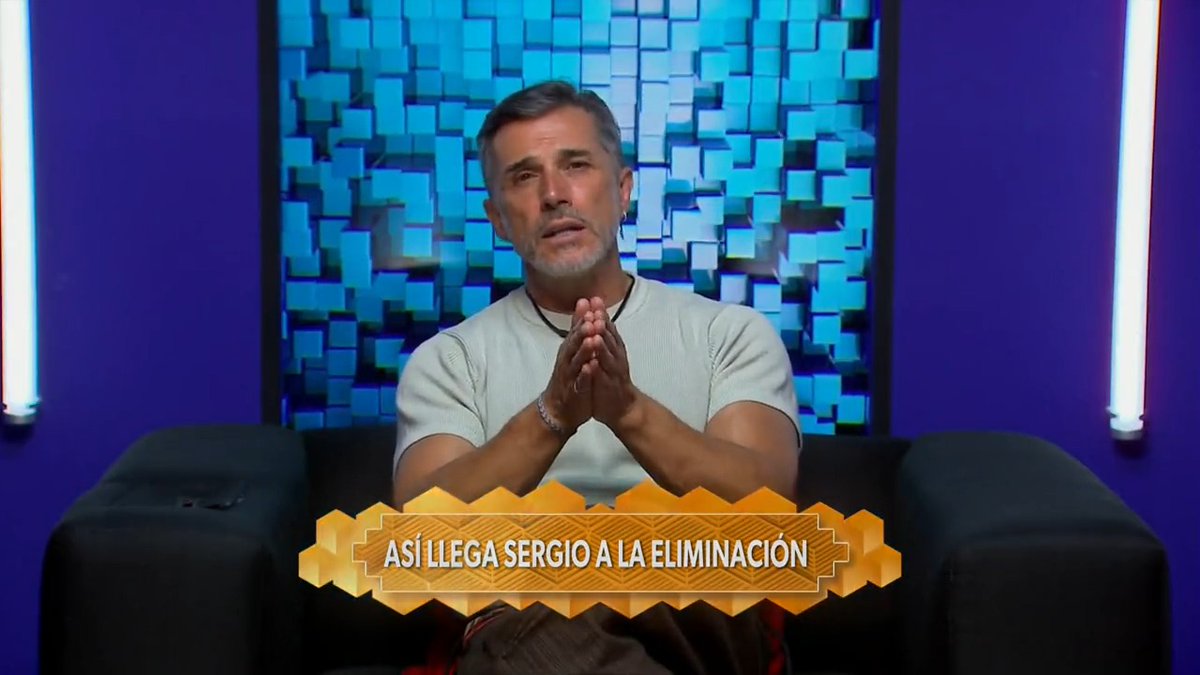 La Jefa platicó con Sergio Mayer B. sobre las aportaciones de este diablito a la casa 😈 Disfruta las post-galas y el 24/7 de #LaCasaDeLosFamososMx a través de ViX Premium 🧡 👉