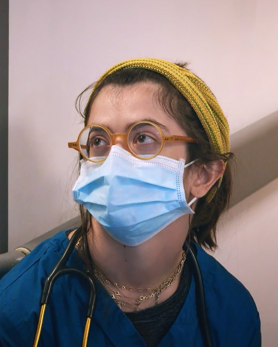 “Sometimes it feels like I have to prove myself”. Grace's life changed forever when a man jumped from the 3rd floor, landing on her back. Now she's an NHS doctor. Jemisha Maadhavji paints her in Extraordinary Portraits with Bill Bailey, tonight 8:30pm on BBC One &amp; BBC iPlayer