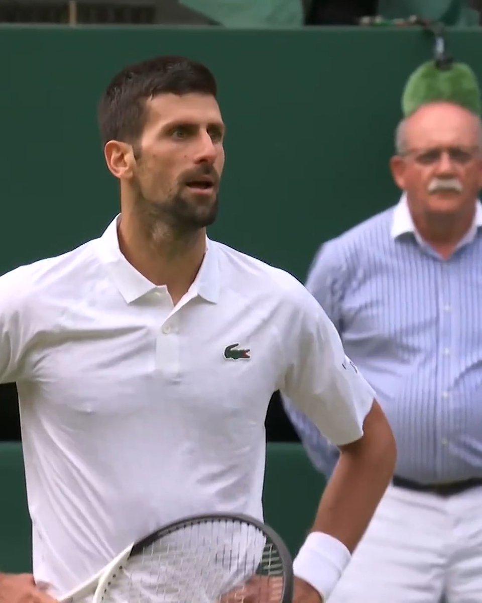 Novak Djokovic was in pure disbelief 😲 #Wimbledon
