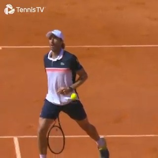 Not the first time Pablo Cuevas has pulled off this trick 😏