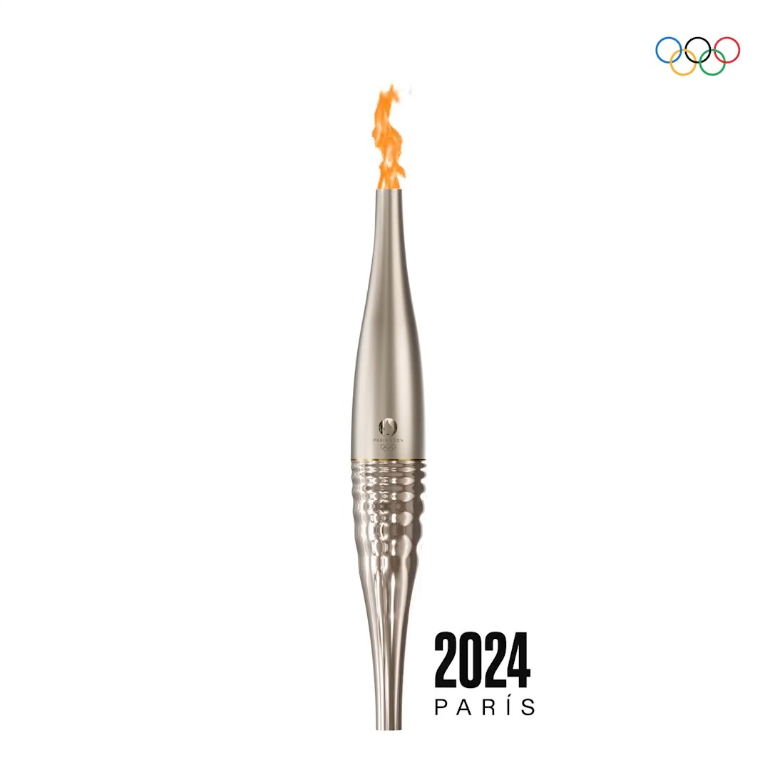 ¡#Paris2024 ha desvelado su antorcha! 🔥 Mira la evolución de las antorchas olímpicas en los últimos 40 años de historia. Desde Los Ángeles 1984 a Paris 2024...✨