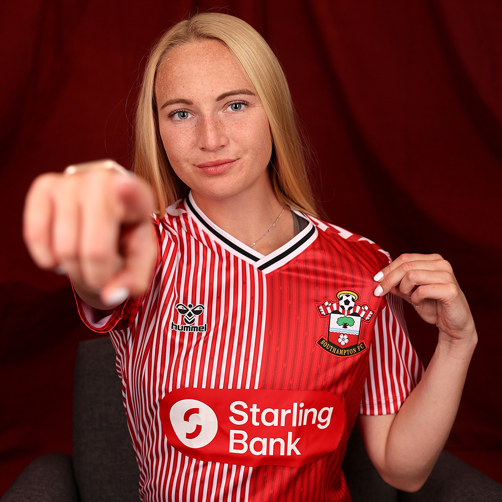 Jemma joins! 🤝 #SaintsFC Women add defender Jemma Purfield to their #BarclaysWC squad: