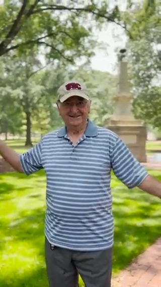 You never know where you'll find a Gamecock! 🇬🇷 Meet Stan Papajohn and his Gamecock family who recently went viral for taking Greece by Sandstorm. 🤙