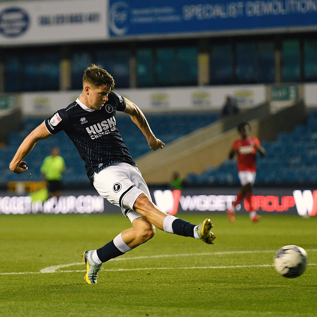 😮💨 Another goal for @kevinnisbet16! #Millwall
