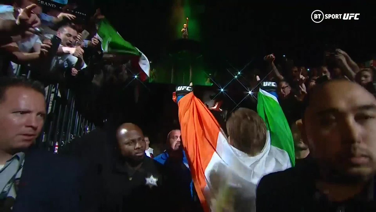 Legendary Irish singer Sinead O’Connor has passed away at the age of 56 🇮🇪❤️ Never forget when she sang Conor McGregor out as he made the walk for his UFC 189 fight with Chad Mendes 🎵🎶