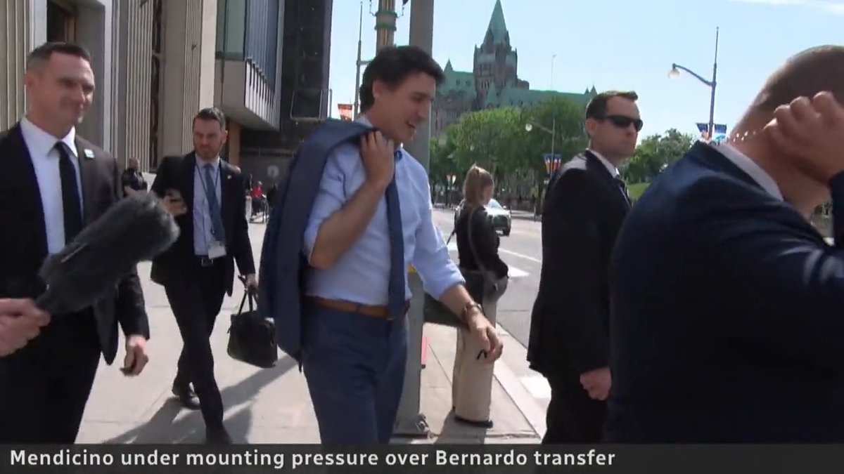 To all of Trudeau’s new Ministers, remember this: Trudeau will use you and lose you. 👇