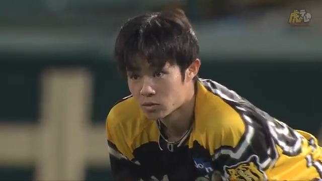 7回表、中野選手がセカンド後方の打球を懸命のジャンピングキャッチ！スーパープレー！ #hanshin #虎テレ #阪神タイガース #ARE
