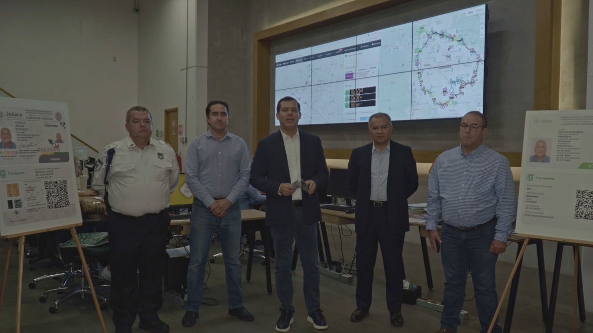 Te tengo una gran noticia: a partir de este 15 de agosto, tu licencia de conducir puede ser digital. Escucha este mensaje desde la Secretaría de Transporte y conoce todos los detalles y lo que significa en términos de movilidad, innovación y seguridad: