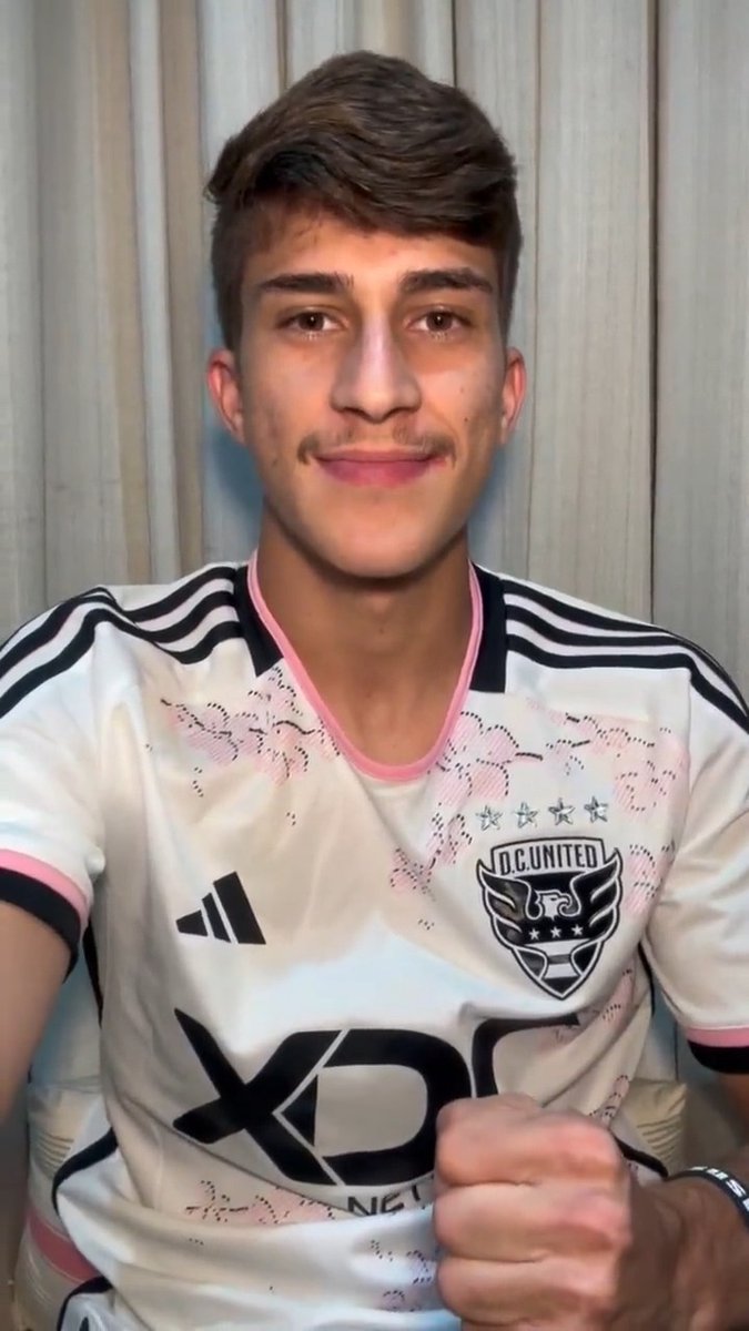 Seja bem-vindo, mlk Pirani! 🖤❤️