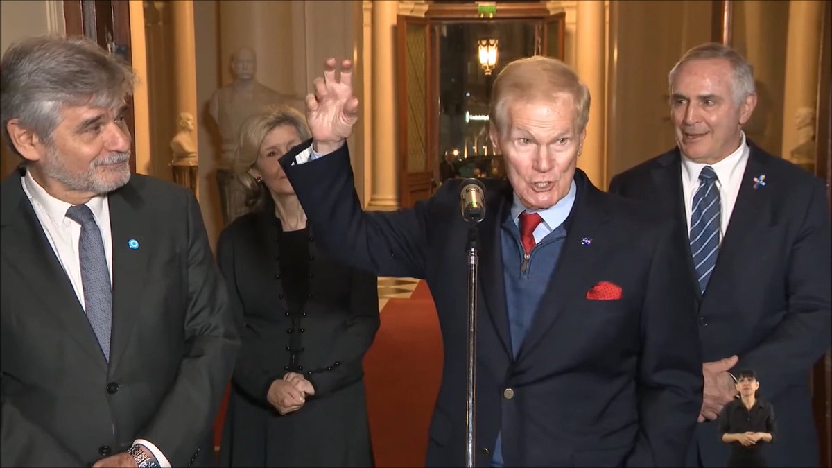 "NASA": Porque su director Bill Nelson visitó la Casa Rosada y habló sobre los aliens