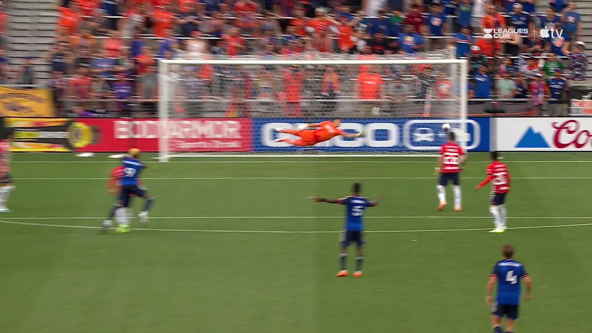 Brandon Vazquez gets the party started in Cincy early. 🇺🇸 The USMNT striker with a wonder strike just 90 seconds into the game. #LeaguesCup2023