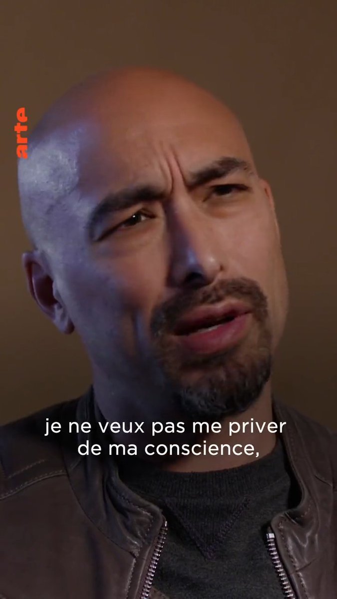 « Aujourd'hui mes idéaux comptent plus que ma carrière » : CRS depuis 12 ans, Laurent Nguyen préférerait renoncer à son métier qu'à son humanité ⤵️
