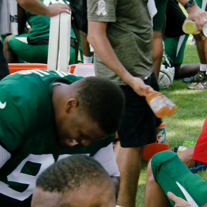 The game within the game, featuring Quinnen Williams &amp; Aaron Rodgers 🤝