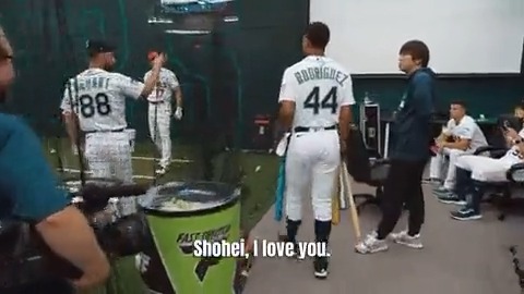J-Rod Sho. This moment between J-Rod and Shohei before the #HRDerby was priceless. 😂 Full video: