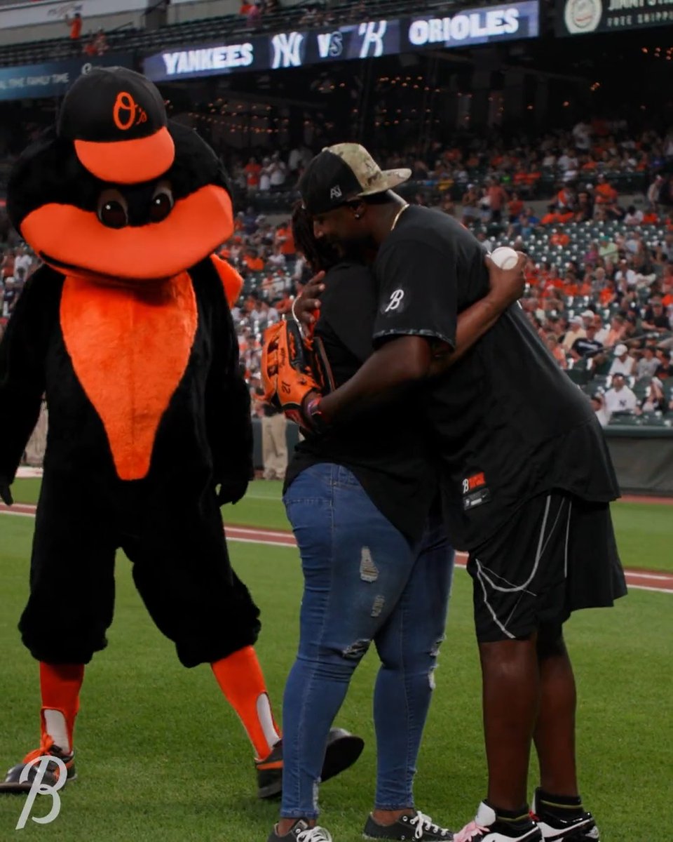 We love you forever, Mo 🧡