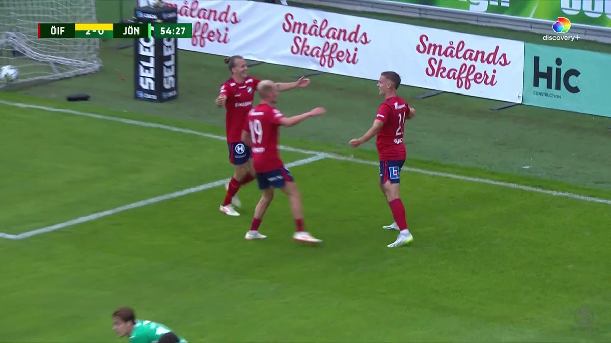 Rúnar Thór Sigurgeirsson gör 3-0 för Öster mot J-Södra. Se matchen på