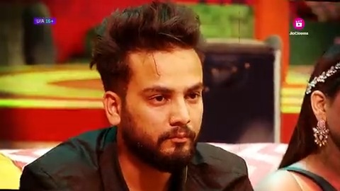 We’re not crying, you are! 😭🥹 Watch the episode of #WeekendKaVaar with Salman Khan tonight at 9pm. Streaming free on #JioCinema #BBOTT2 #BiggBossOTT2 #BBOTT2onJioCinema Salman Khan Elvish Yadav #ElvishYadav