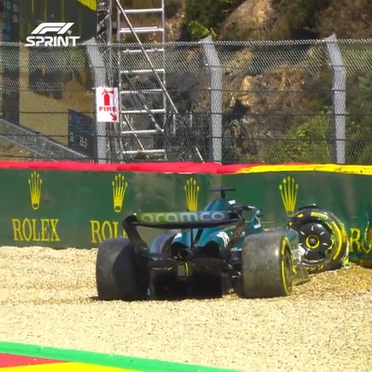 A bold call to switch to slicks, but juuuust a few minutes too early for Stroll 😩 #BelgianGP #F1Sprint