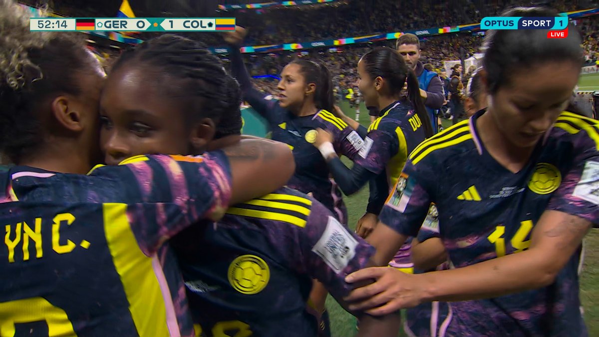 LINDA CAICEDO. STOP THAT! 🇨🇴 Colombia's 18-year-old dances around Germany and fires it into the top corner. It's a strike of UNBELIEVABLE quality. Watch 📲 #FIFAWWC #OptusSport