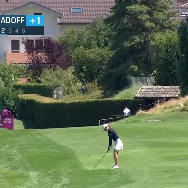 NEAR ALBATROSS!! 😯 What a shot by Jodi Ewart Shadoff!!