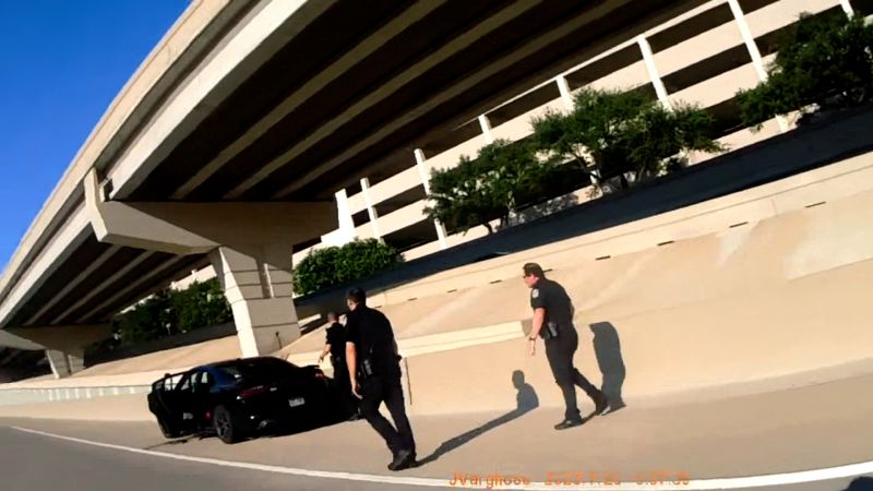 ‘We’ve made a mistake’: Police mistakenly pull over family headed to a basketball tournament with gun drawn