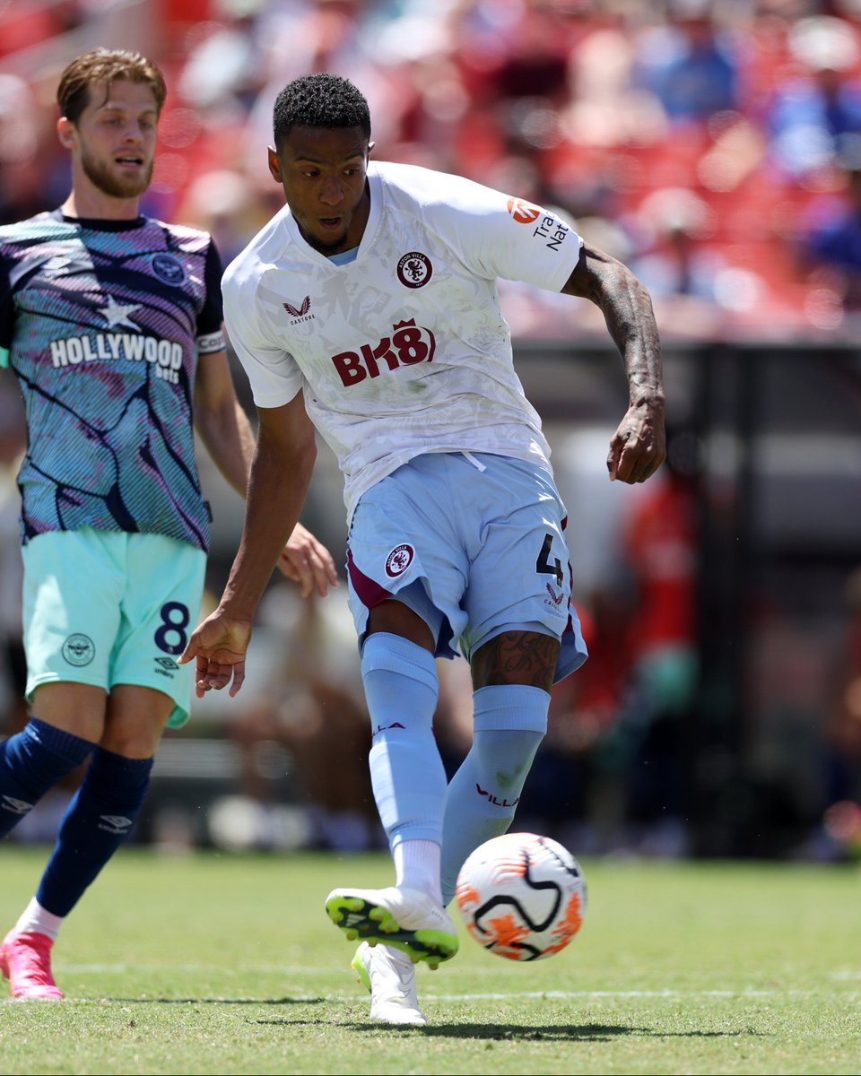 Ezri Konsa with a surging run ⚡️ The Aston Villa defender produced a moment of magic in the #PLSummerSeries 🤯