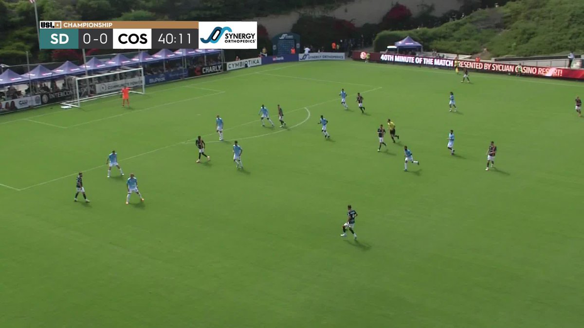 𝙏𝙚𝙚 𝙞𝙩 𝙪𝙥! 🏌️♂️ A rocket from Joe Corona gives San Diego Loyal the lead right before halftime! 🚀 #SDvCOS