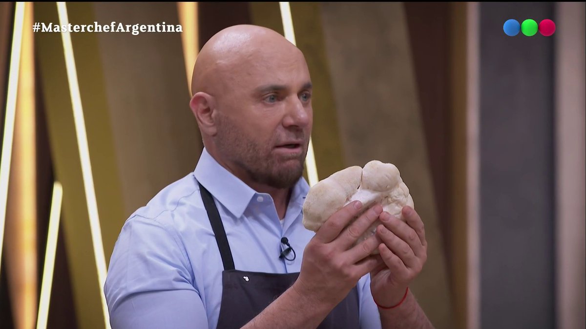 Una imperdible clase de Martitegui 🍄 ¡Todos los tips para preparar un shawarma de hongos! 👉🏼Mirá #MasterChefArgentina en