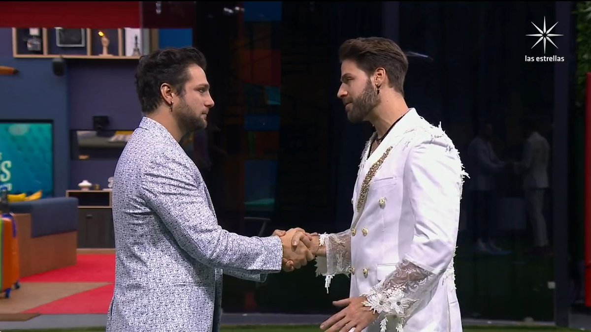 ¡Comienza el octavo posicionamiento! Nicola Porcella y Barby Juarez ya saben lo que se tiene que hacer ☝️ Revive gratis las galas de #LaCasaDeLosFamososMx a través de ViX 🧡 👉