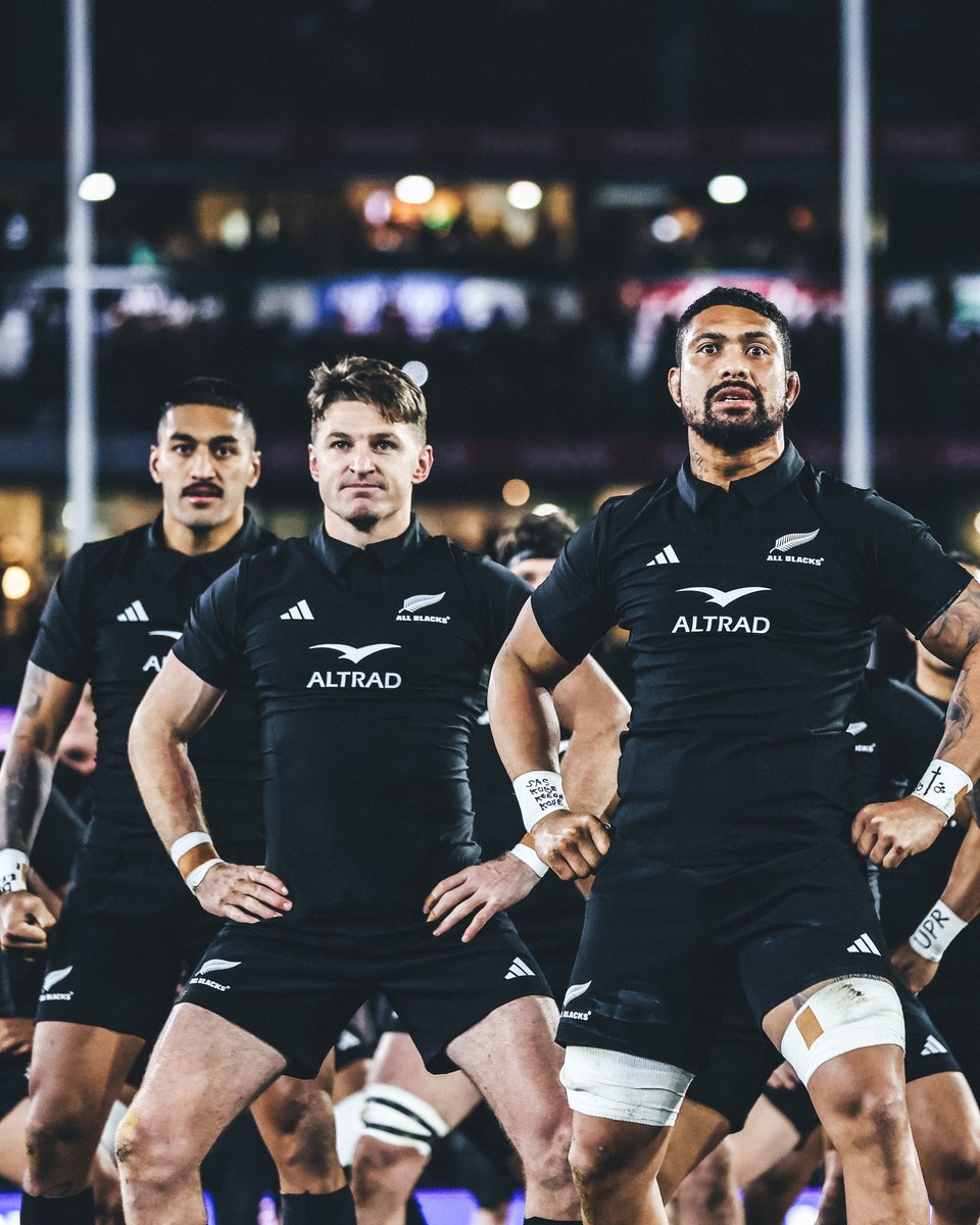 Inspiring the next generation of All Blacks 🖤 #allblacks #benchforall