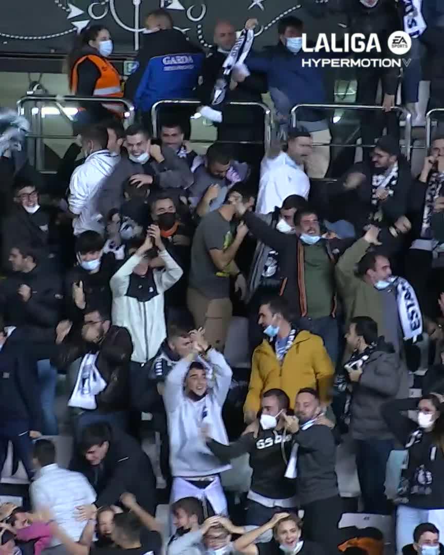 😵💫 ¡La locura de Pablo Valcarce, Burgos Club de Fútbol! #LALIGA