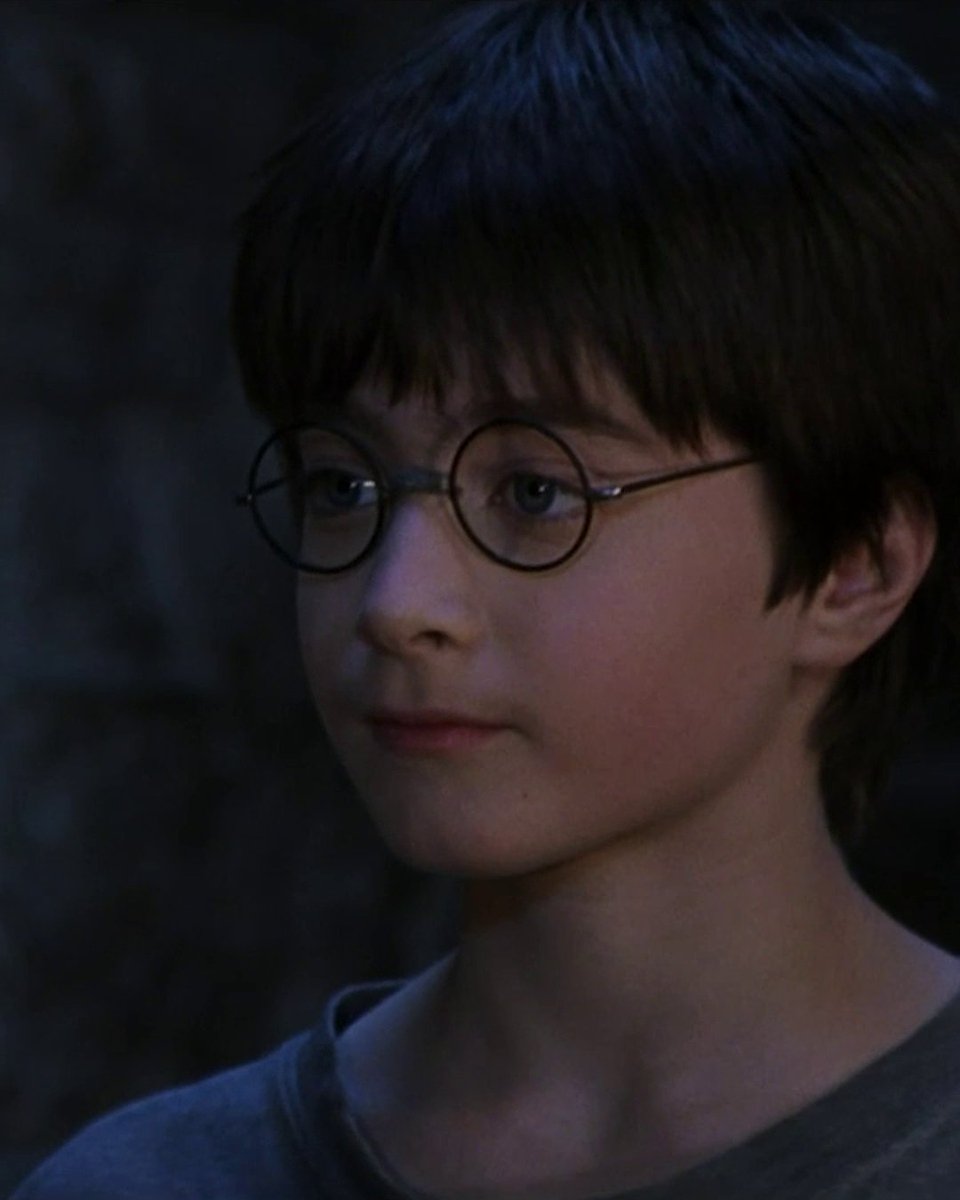 Yer a birthday boy, Harry! 🎉 Let's hope the cake isn't as squished this time...