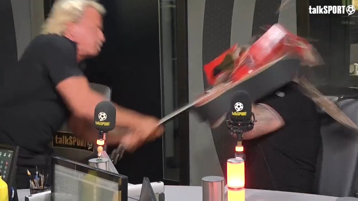 🎸 “I think that made the highlight reel.” When wrestling legend Jeff Jarrett took offence to @GradoWrestling’s joke, Double J responded in the only way possible 🤣 An iconic way to promote All Elite Wrestling’s huge show at Wembley in August 🔥 🤩