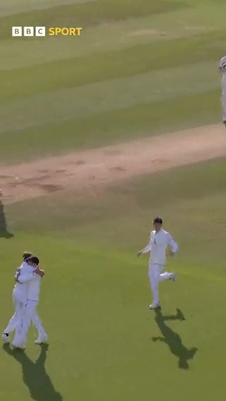 It's all he'll ever be remembered for 😉💗 #BBCCricket #Ashes