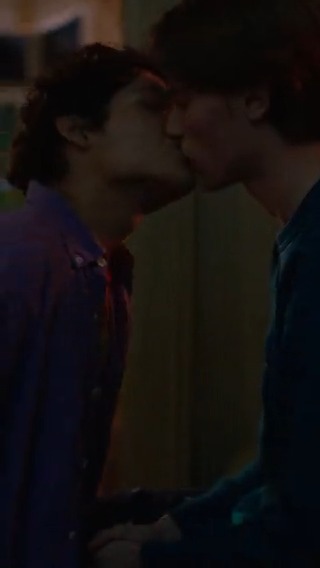 First kiss: ๐ Simon + Wilhelm ๐