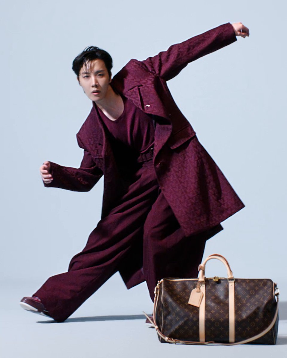 j-hope and the Keepall. The House Ambassador showcases the iconic Keepall bag in a dynamic new choreographic campaign. Discover the collection at #jhope #LouisVuitton