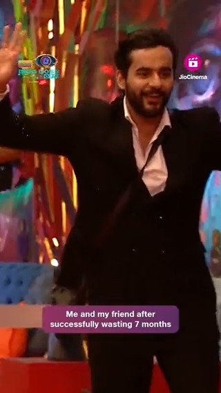Kuch nahi bro, 4 mahine aur bache hai waste karne ke liye😝 #BBOTT2 #BiggBossOTT2 #BBOTT2onJioCinema @beingsalmankhan #AbhishekMalhan #FukraInsaan #ElvishYadav Abhishek Malhan Elvish Yadav