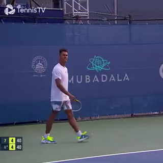 An incoming ROCKET from Michael Mmoh 🚀 #MubadalaCitiDCOpen