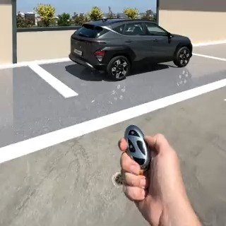 Êtes-vous prêts à vivre sans limites ? Avec KONA Nouvelle Génération, profitez de la flexibilité de son coffre d'une capacité de 466 litres avec les sièges relevés : de quoi partir en vacances l’esprit tranquille. 😌