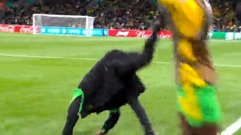 Jamaica Head Coach Lorne Donaldson's postgame celebration was amazing 🤣🇯🇲