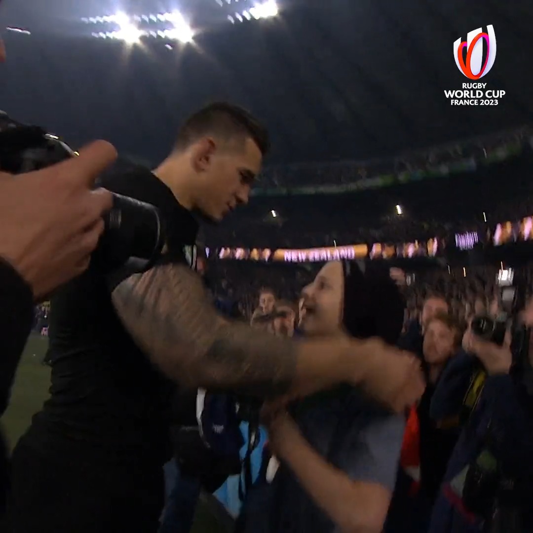 The greatest moment of this young fan's life ๐ฅ #RWC2023 | Sonny Bill Williams | All Blacks