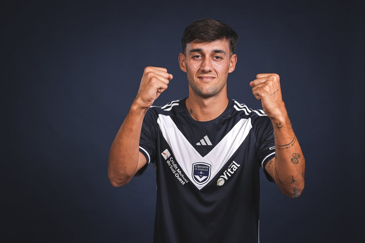 Le FC Girondins de Bordeaux est d'heureux d'annoncer la signature de Pedro Diaz ! 🔵⚪🇪🇸 Le milieu espagnol s'est engagé jusqu'en 2⃣0⃣2⃣7⃣ avec les Marine et Blanc ! ➡