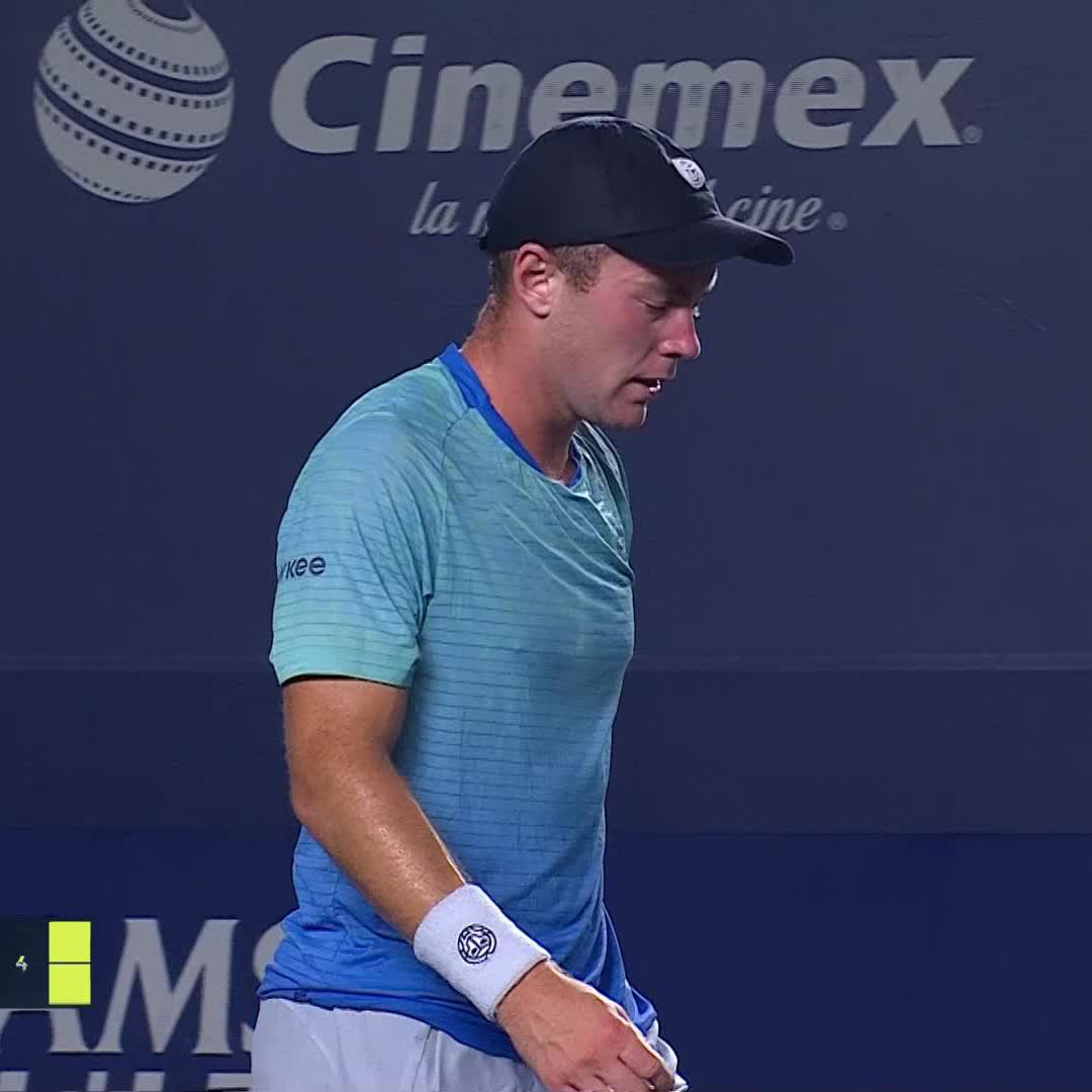 Into the last 4 😤 Kopefer defeats Kovacevic 6-4 7-5 to reach the SFs in Los Cabos! #MifelTennisOpen