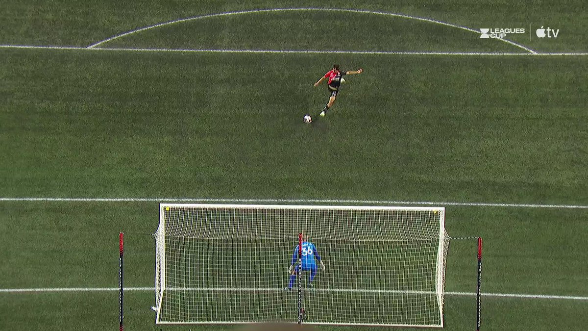 ANDREW FARRELL SENDS THE New England Revolution INTO THE ROUND OF 16 🚨 #NERevs down Atlas 8-7 in PKs. #LeaguesCup2023