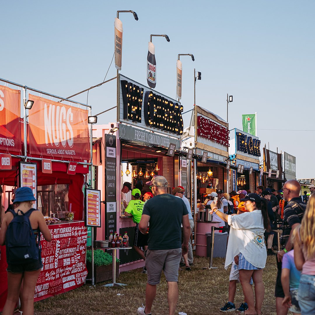 Hungry? You'll be spoiled for choice this weekend.🍕 If you like to plan your day around your dinner, check out our food map for all the tasty treats on offer. ⬇️ #BritishGP #freemanseventpartners