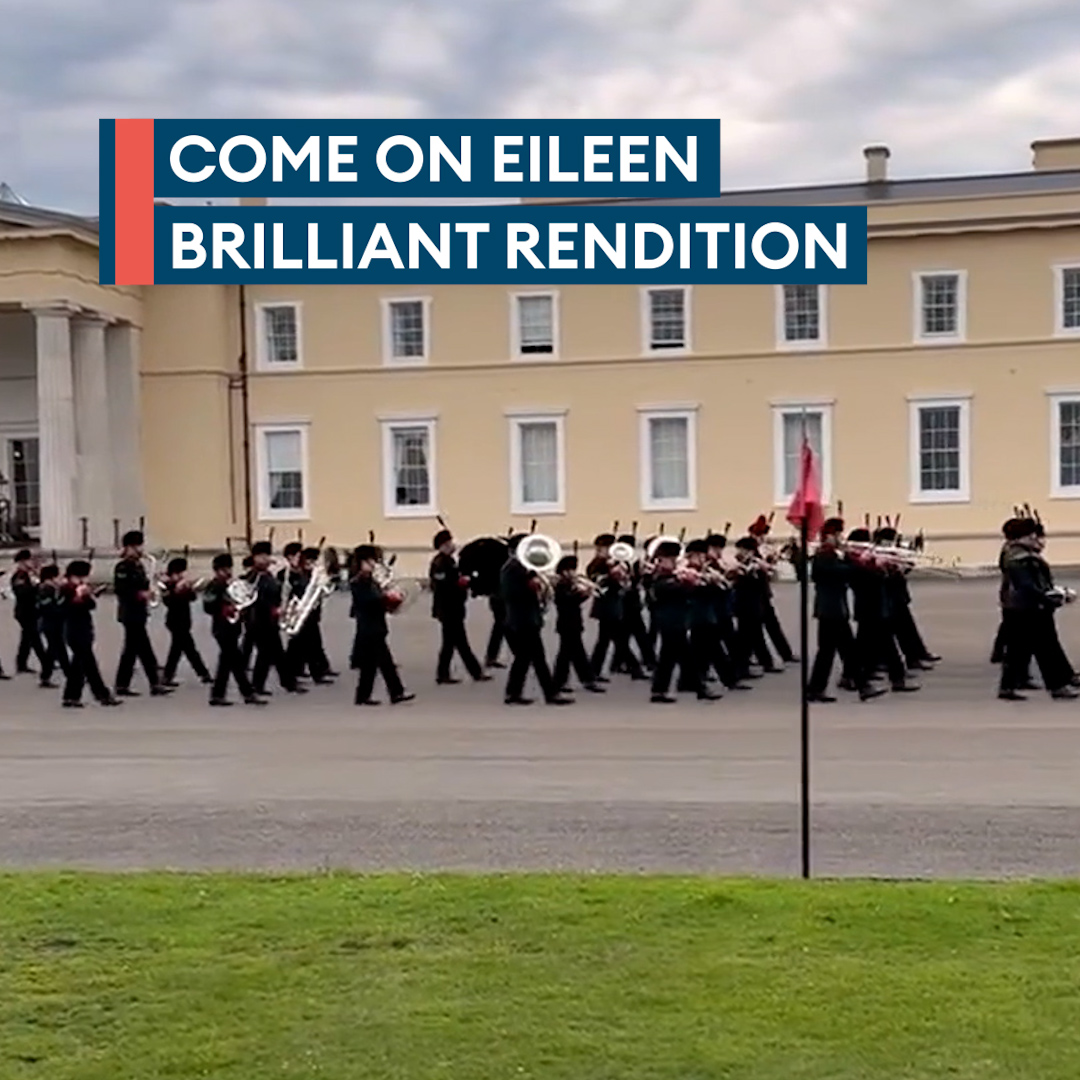 'Come on Eileen' 🎶 The Band and Bugles of the Rifles have played a brilliant rendition of the Dexys Midnight Runners' classic at Sandhurst. 🙌 play classic at Sandhurst