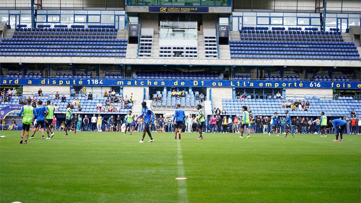 🥹🦁 Séance au Stade Bonal ce vendredi 4 août. Sous le signe de l'émotion...