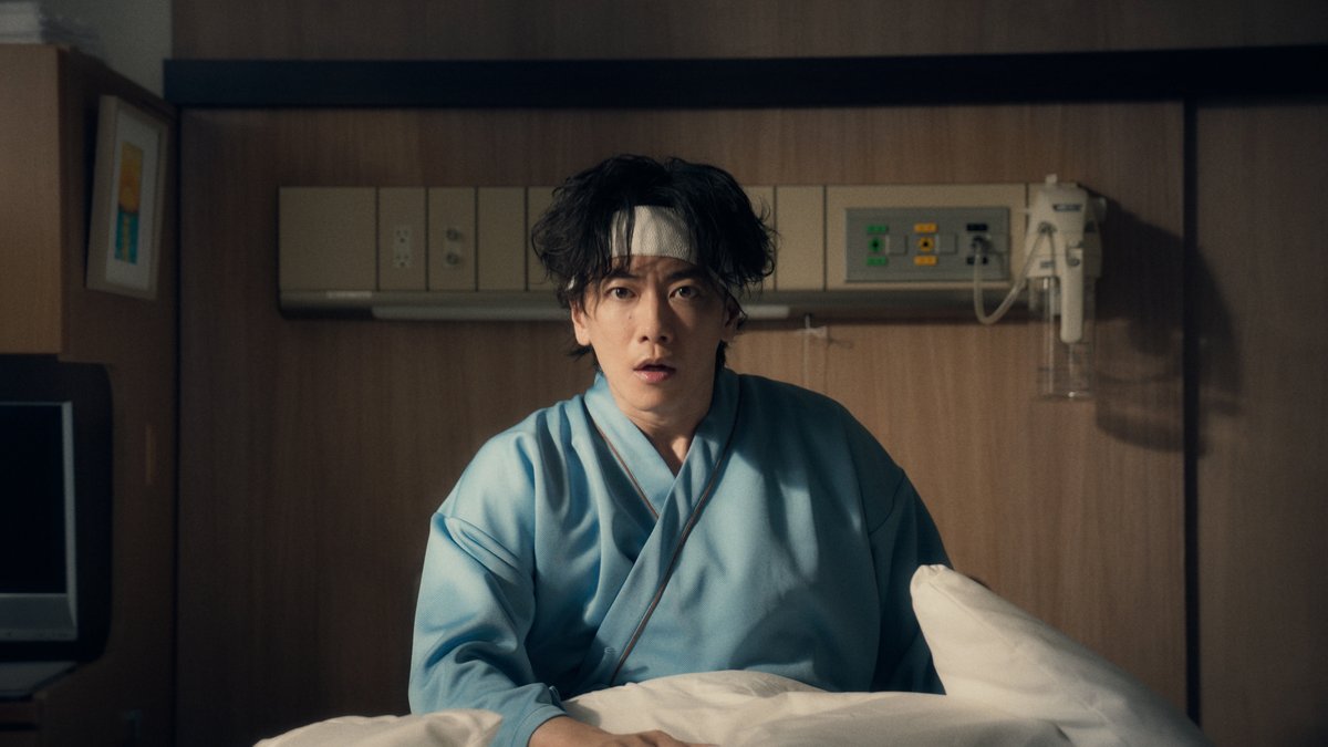 主演 #佐藤健 『#リメンバークイックワン』 第1話「知らない天井、知らない宝くじ」 目を覚ますと、知らない病室にいた健。 横には、クイックワン担当者を名乗る男がいた。 #宝くじ #クイックワン
