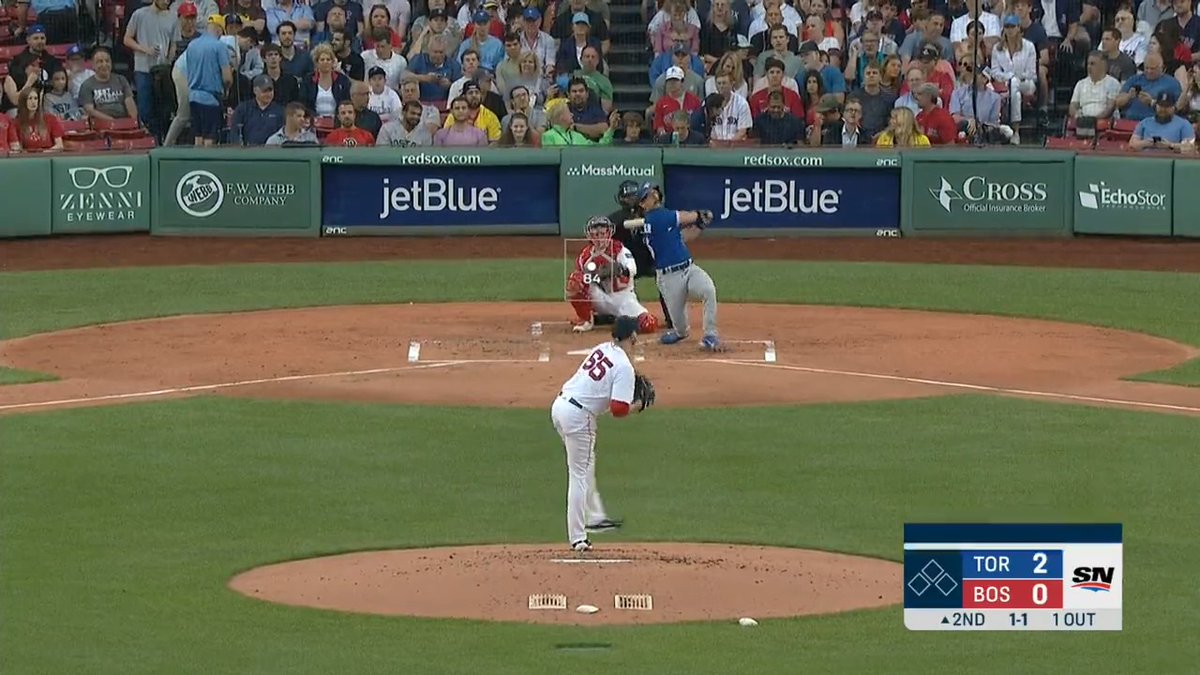1st big league at-bat. 1st big league HR. Welcome to the show, Davis Schneider!